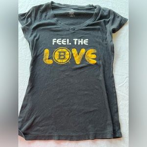 Bruins women’s T